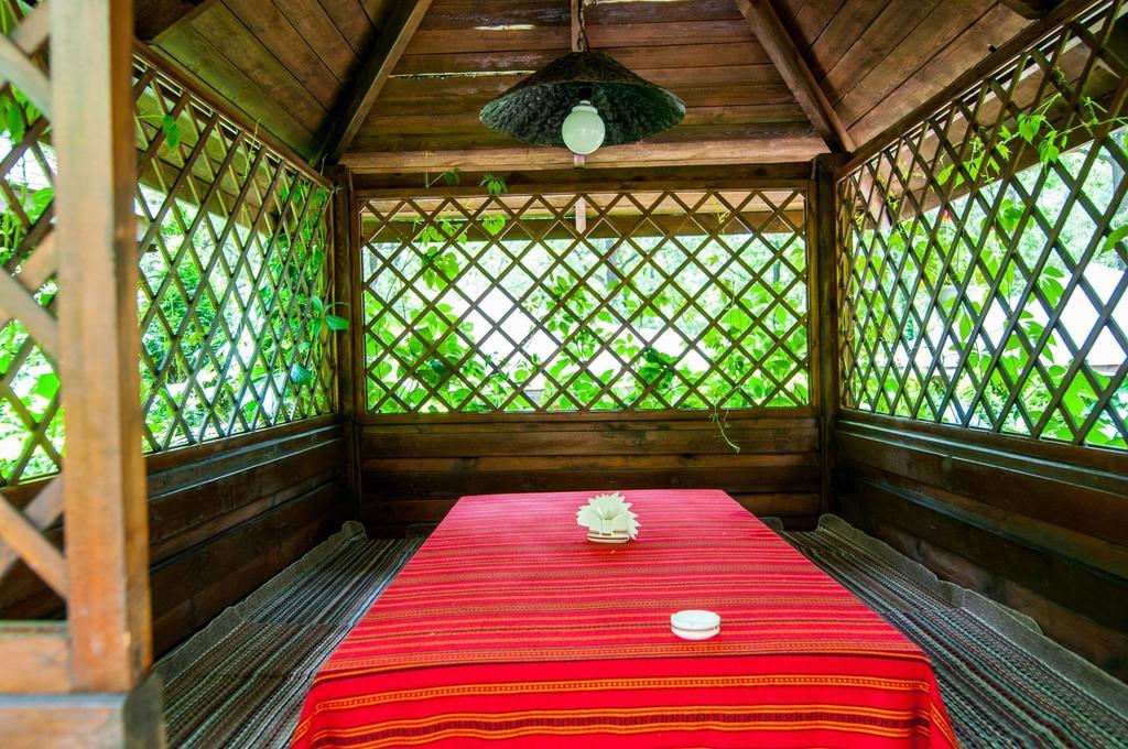 ホテル Kolyba House キエフ エクステリア 写真